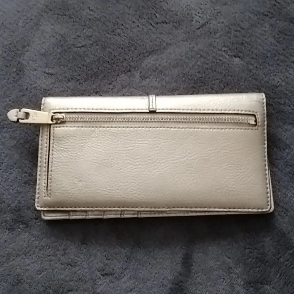 Ralph Lauren  Gold Leather Wallet Sz 7